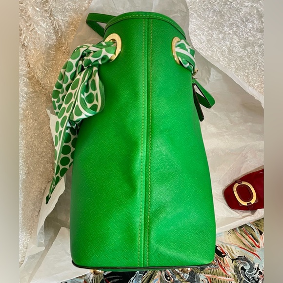 Michael KORS Genuine Leather Silk Scarf green Large Tote shoulder bag - Picture 7 of 13